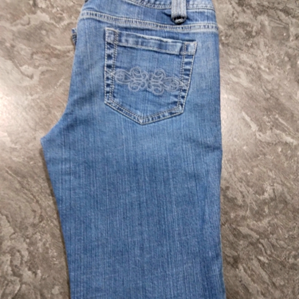 Aeropstale Chelsea bootcut jeans size 11/12 - Picture 3 of 4